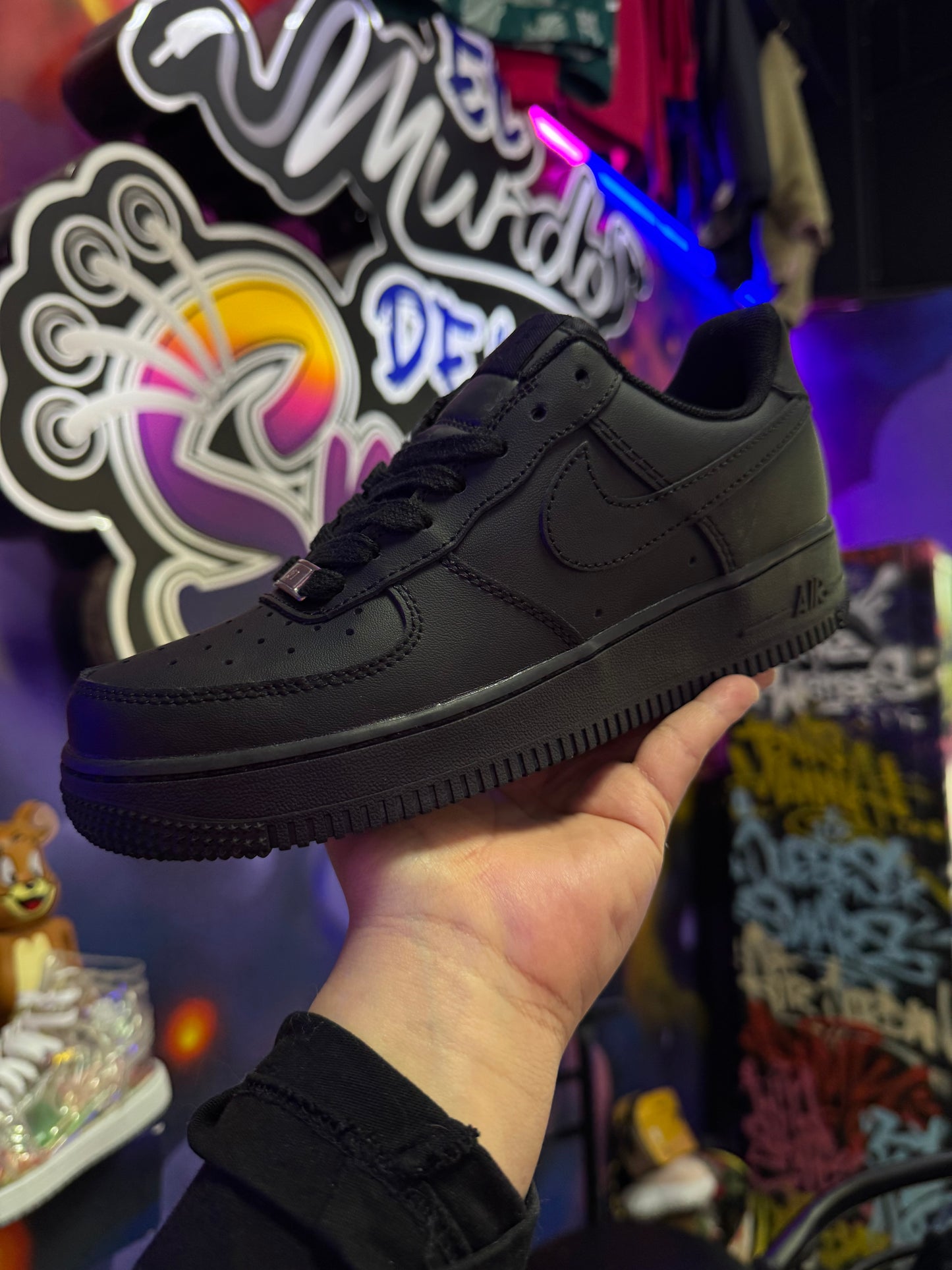 AF1 BLACK