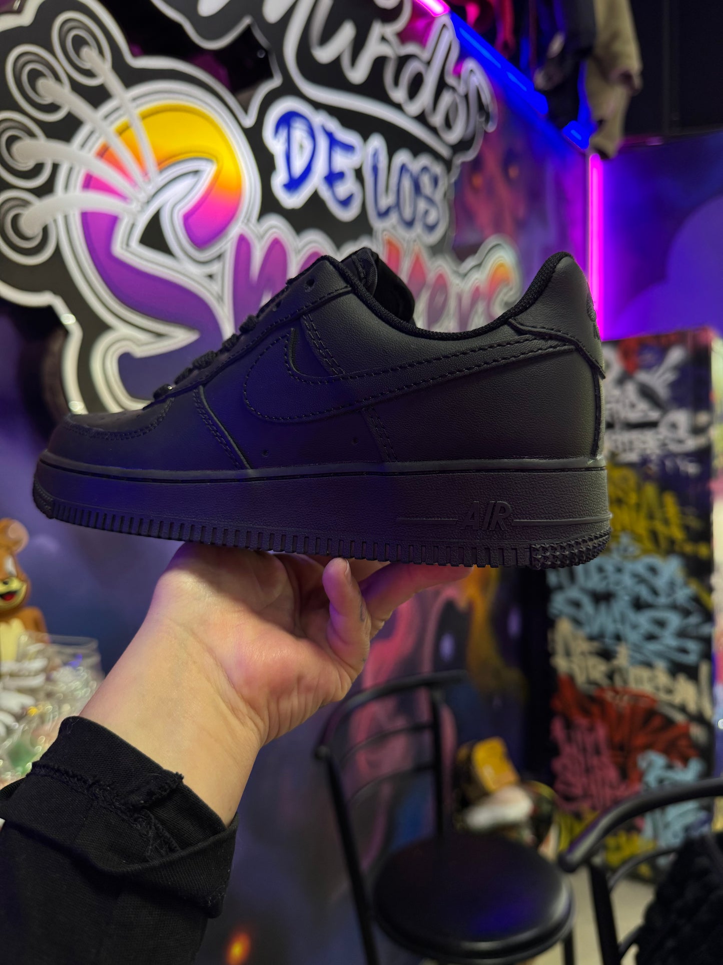 AF1 BLACK