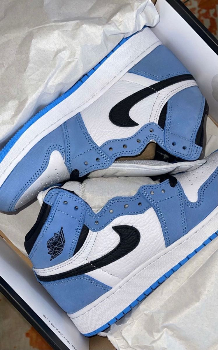 Retro 1 University Blue