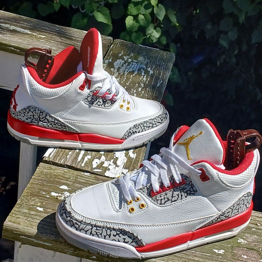 Retro 3 Cardinal