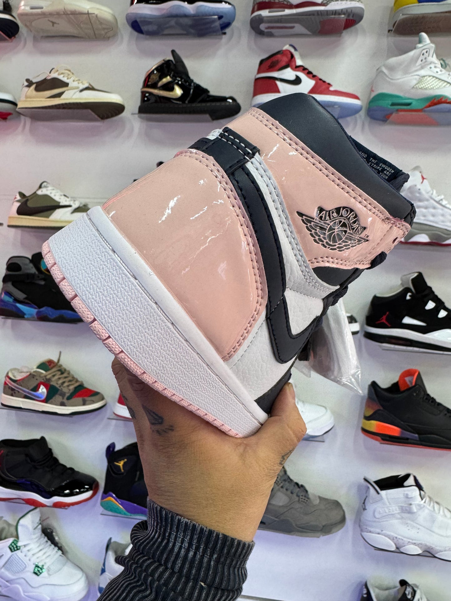 Retro 1 Bubble Gum