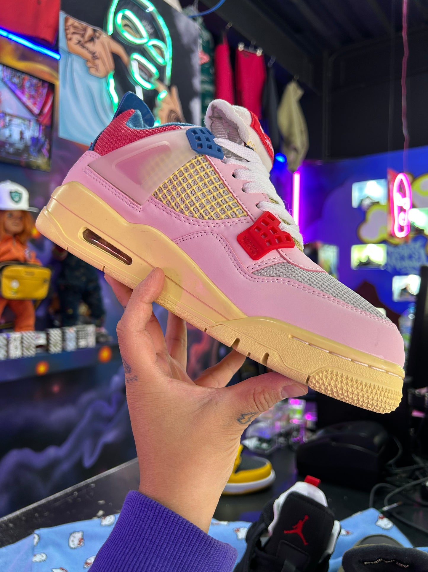 Retro 4 Guava Ice