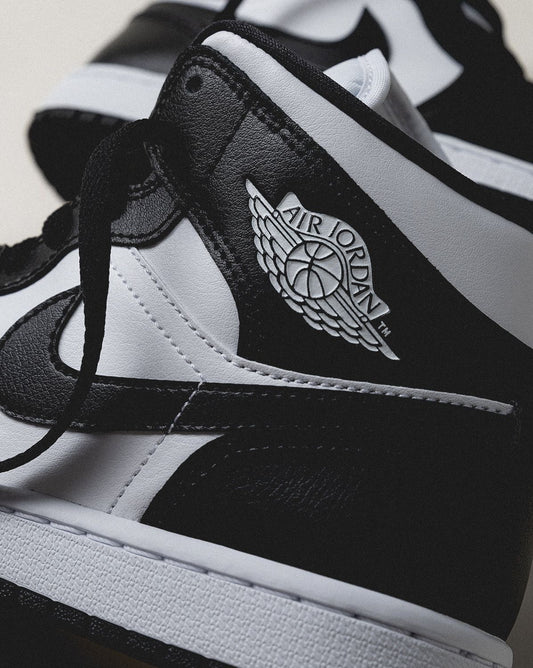 Retro 1 Panda