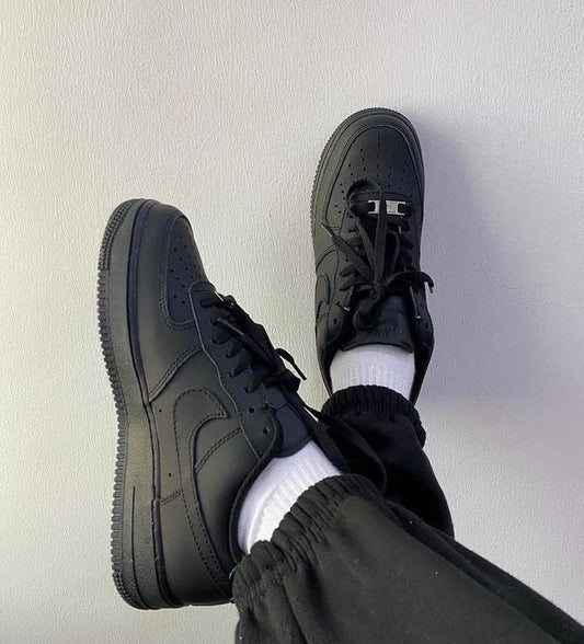 AF1 BLACK