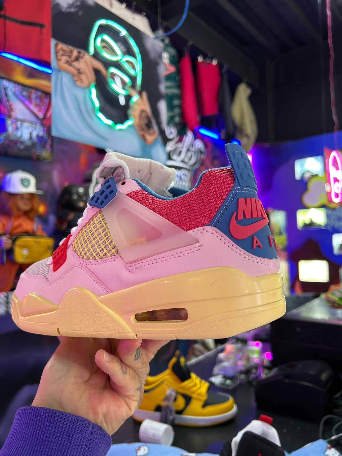 Retro 4 Guava Ice