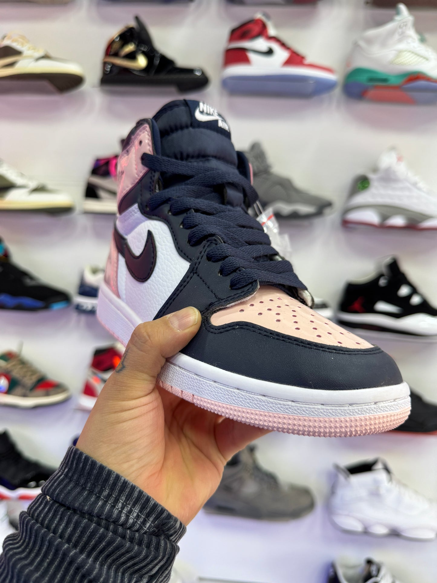 Retro 1 Bubble Gum