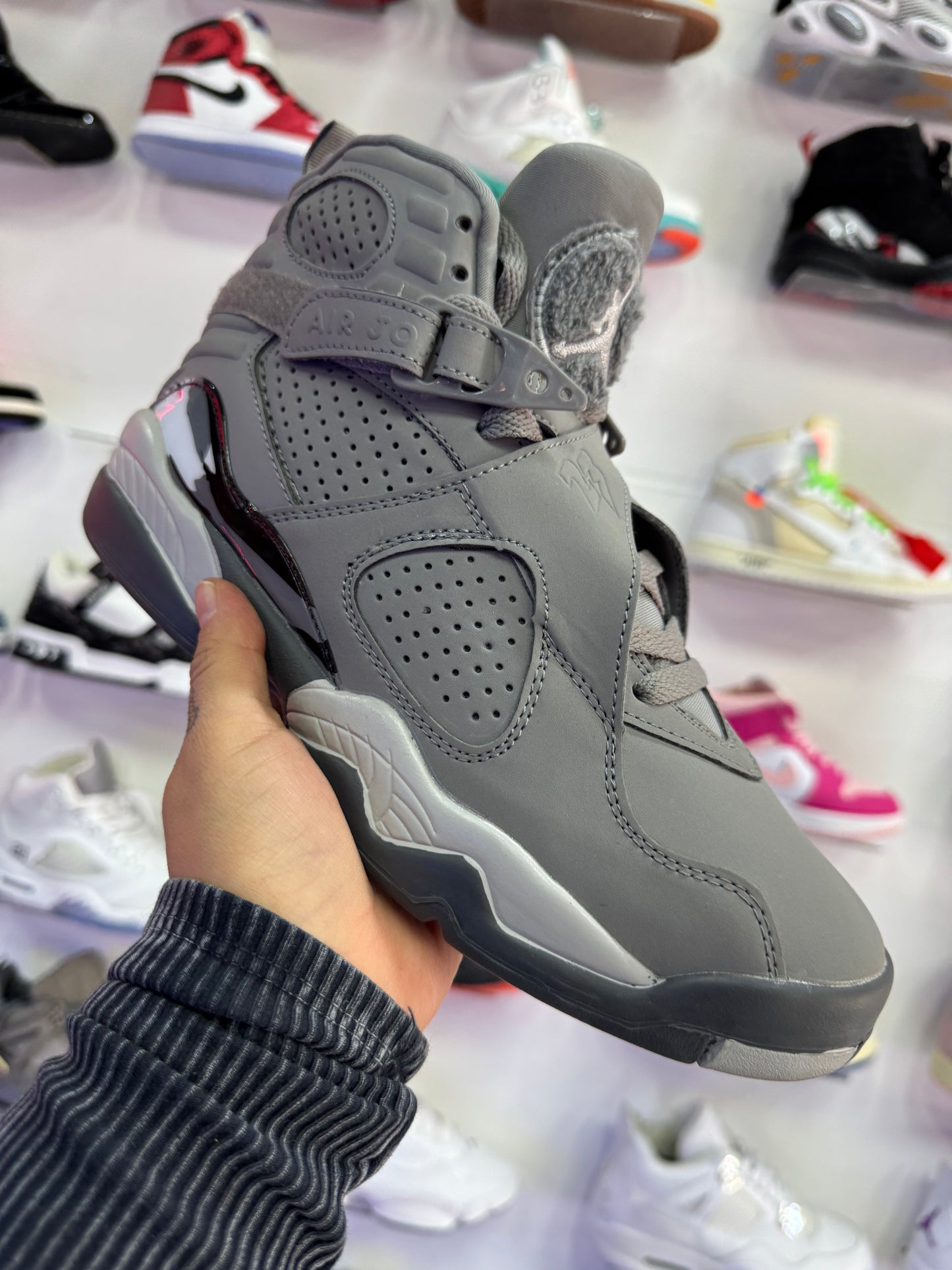 Retro 8 cool grey